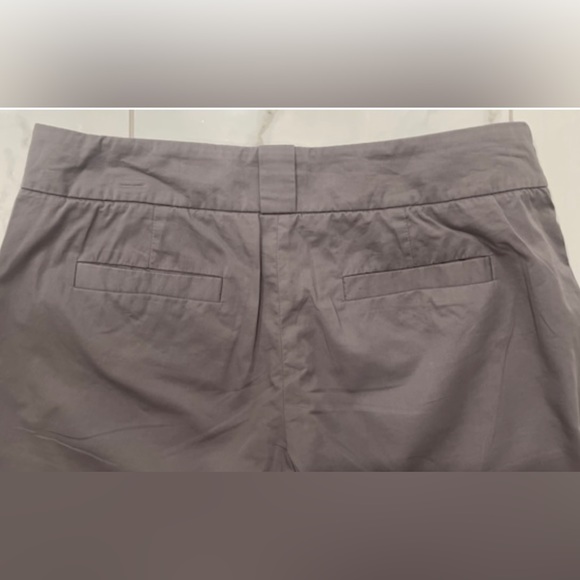 J.Crew Chino Shorts for Women- Size 2 - Picture 5 of 8
